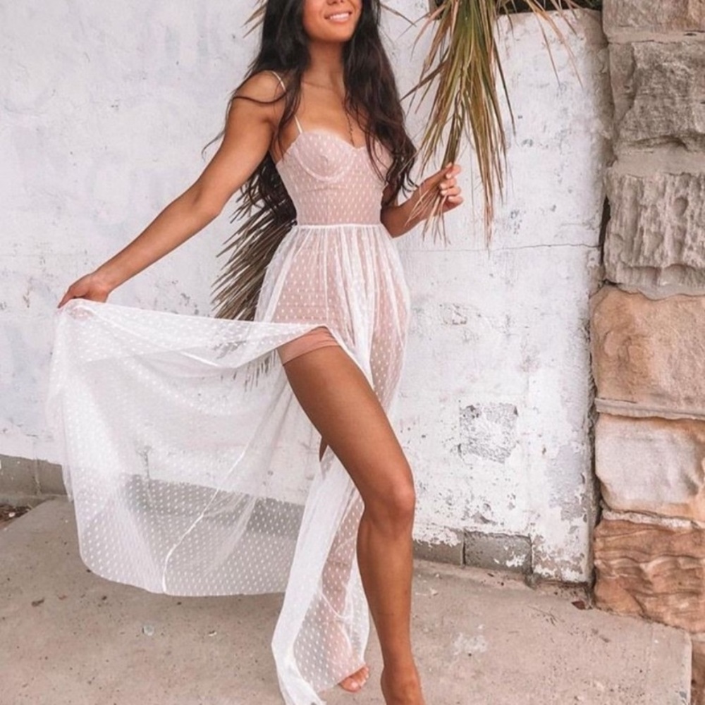 Summer dress / formal dress. Tags on